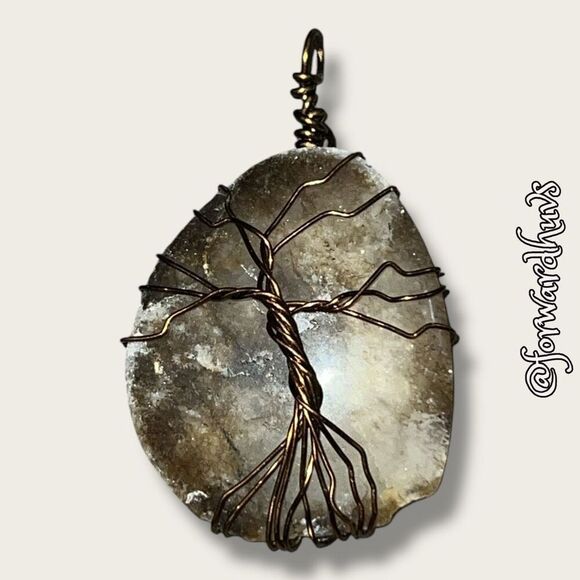 Tree of Life Wire-Wrapped Stone Pendant – Natural Elegance - Picture 3 of 8